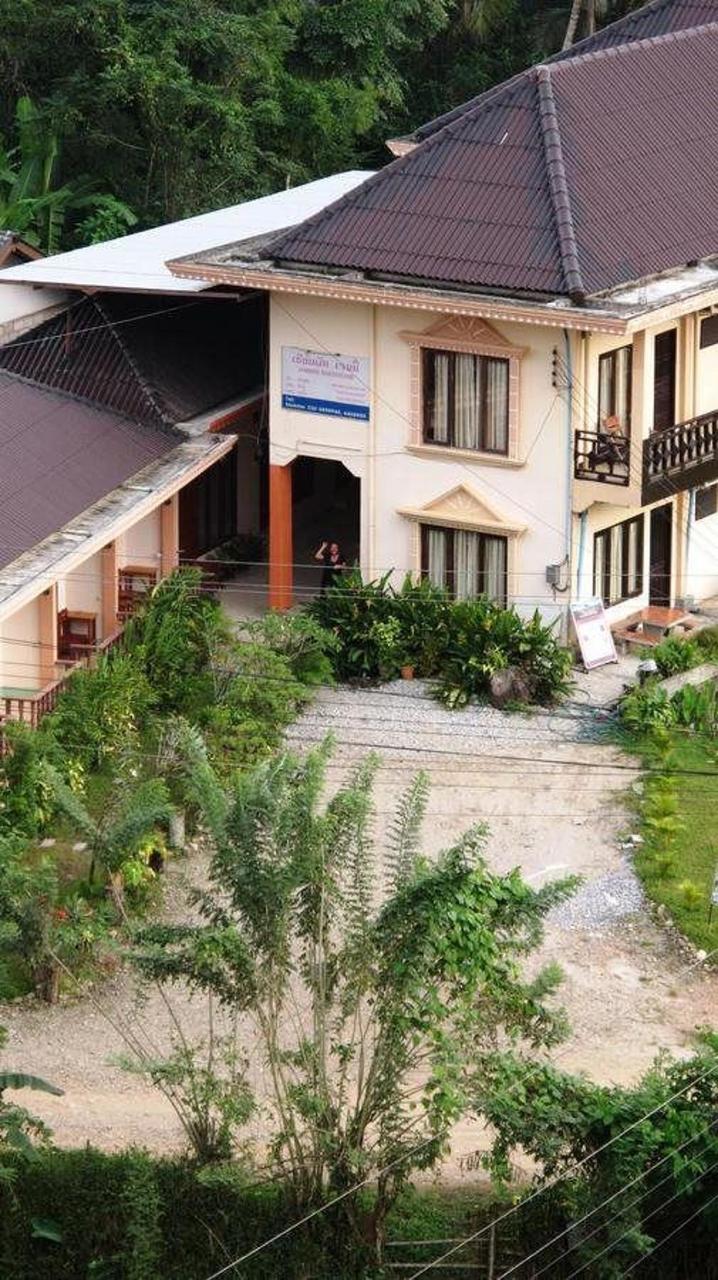 Jammee Guesthouse Vang Vieng Exteriör bild