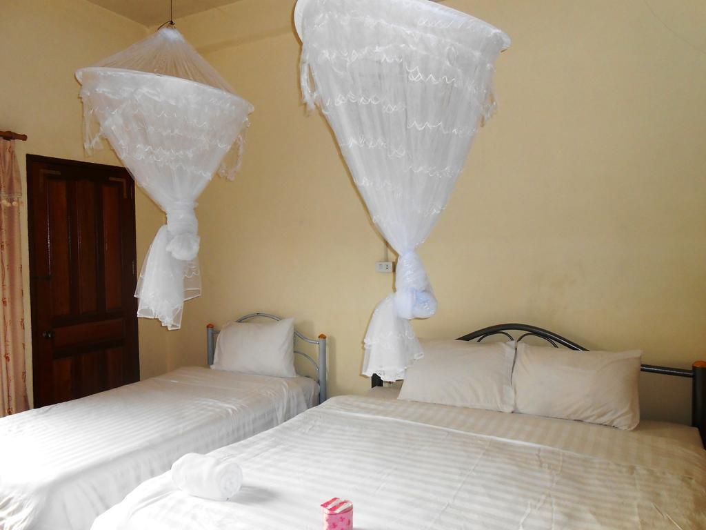 Jammee Guesthouse Vang Vieng Rum bild