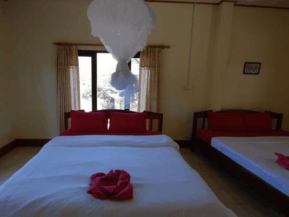 Jammee Guesthouse Vang Vieng Rum bild